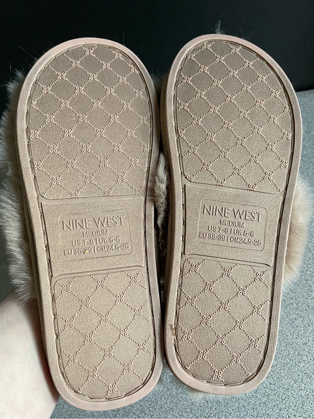 Nine West Plush Crossover Faux Fur Slippers - Brown Size 7-8 - Picture 5 of 6